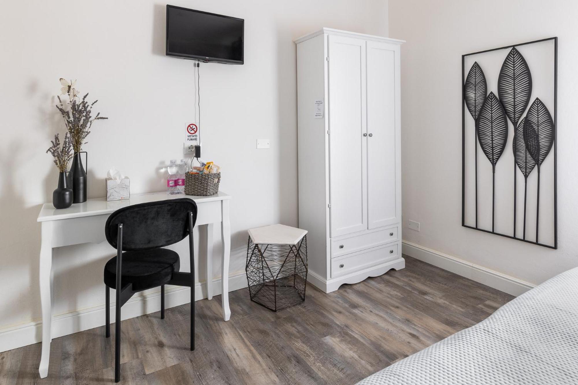 B&B La Fenice Bologna Buitenkant foto